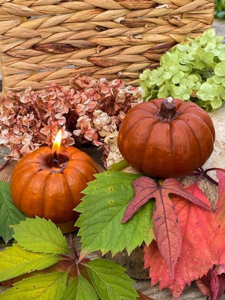 🎃 Свеча из пчелиного воска &laquo;Тыквенное сияние&raquo; 11376374 фото