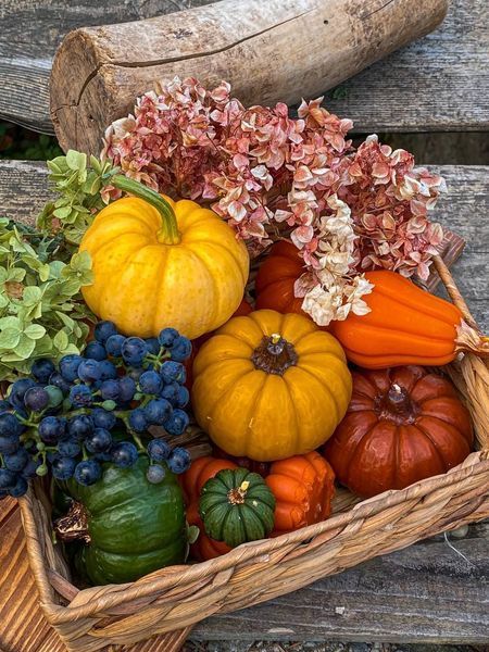 🎃 Свеча из пчелиного воска &laquo;Тыквенное сияние&raquo; 11376374 фото