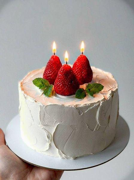 🍓 Набор из 3-х свечей &laquo;Клубничное наслаждение&raquo; 111377020 фото