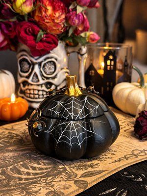🎃 Свічка &laquo;Готичний гарбуз&raquo; 111377122 фото