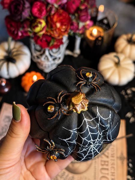 🎃 Свічка &laquo;Готичний гарбуз&raquo; 111377122 фото