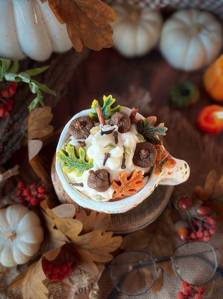 🍁 Свічка з лімітованої колекції &laquo;Cup of Autumn Magic&raquo; 111376706 фото
