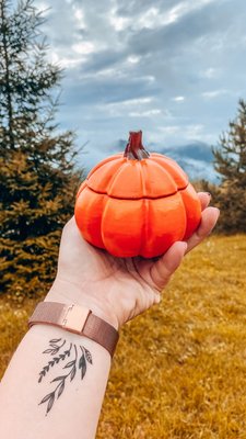 🍂 Свеча в форме тыквы 10х10 см -«Pumpkin space» 11376329 фото