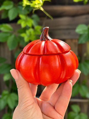 🍂 Свічка у формі гарбуза 10х10 см - &laquo;Pumpkin space&raquo; 11376329 фото