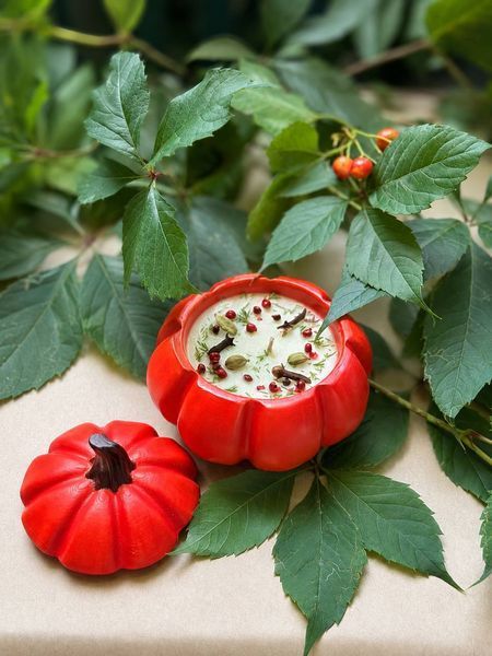 🍂 Свічка у формі гарбуза 10х10 см - &laquo;Pumpkin space&raquo; 11376329 фото
