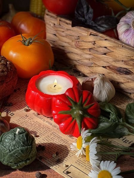 🍅 Свічка &laquo;Помідор з Грядки&raquo; 111377028 фото