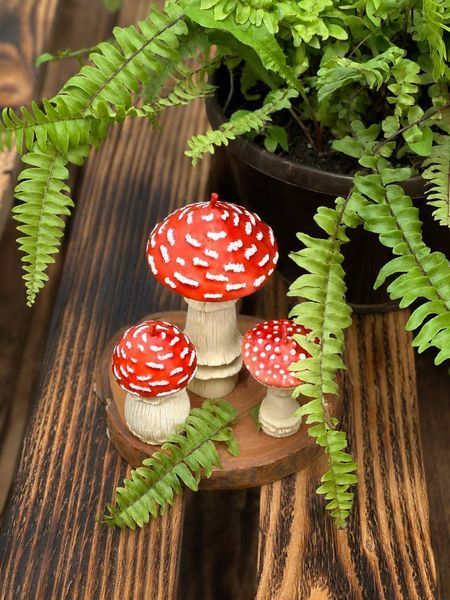 🍄 Набір з Трьох Свічок-Мухоморів &laquo;Мухоморна Галявина&raquo; 111376984 фото