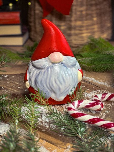 🎅 Свеча &laquo;Гном - помощник Санты&raquo; 111376776 фото