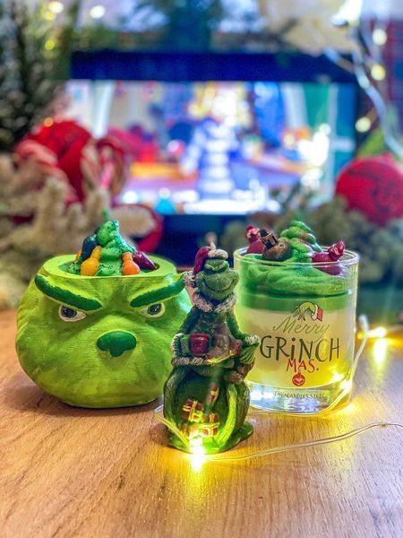 🎅 Свічка декоративна &laquo;Грінч і Макс&raquo; 11376523 фото