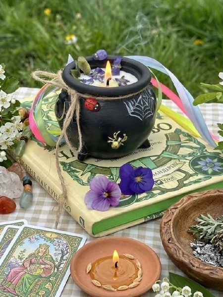 🧙&zwj;♂️ Алтарный набор свечей &laquo;Beltane Fire&raquo; 111376960 фото